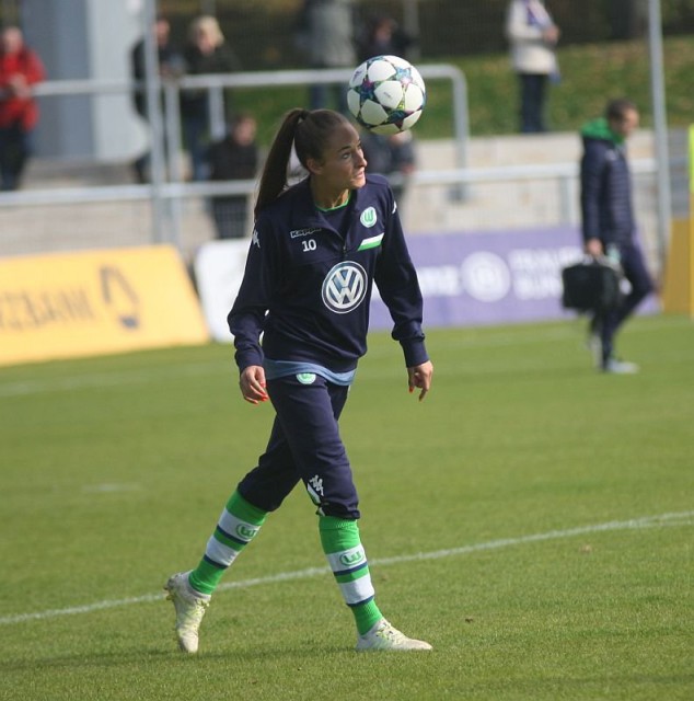 Tessa Wullaert gaat met VfL Wolfsburg een ronde verder na thuiswinst tegen Spartak Subotica! Foto - Paul Dijkmans