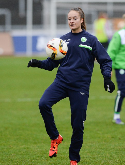 Tessa Wullaert tijdens de opwarming met VfL Wolfsburg. Foto - David Catry