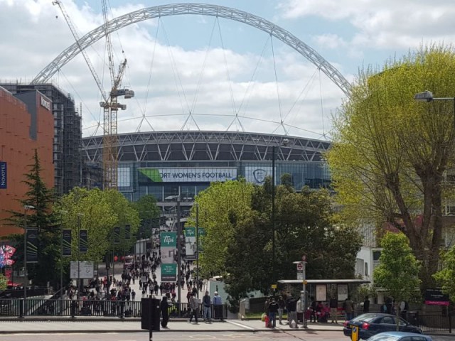 Wembley was voor het tweede jaar op rij het decor voor de FA Women's Cup Final! Foto - Paul Dijkmans