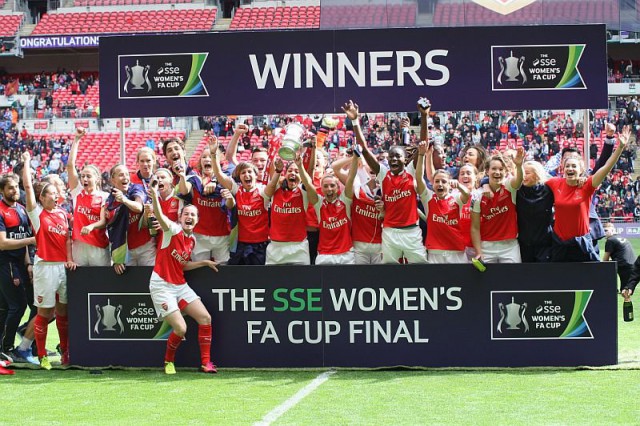 Arsenal Ladies: de winnaar van de FA Women's Cup 2016! Foto - Paul Dijkmans