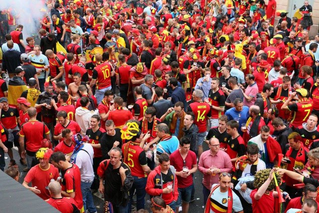 Lyon werd overspoeld door Belgische supporters op maandag 13 juni 2016. Foto - Vrouwenteam.be / Maya Mans