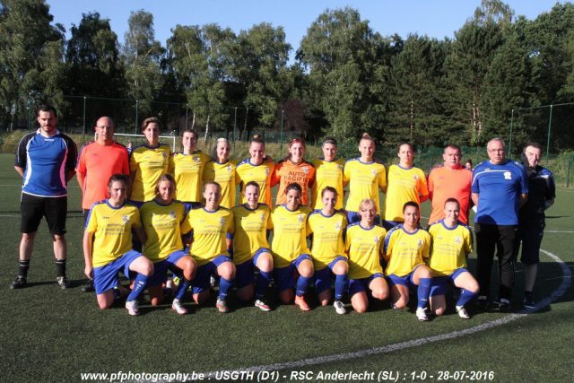 USGTH Ladies voor de aftrap van het oefenduel tegen RSC Anderlecht! Foto - Patrick Ferriol / Pfphotography.be