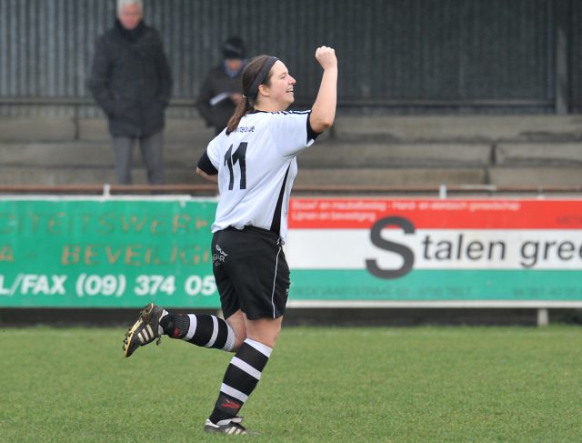 De twee doelpunten van Annelies Van Den Steen kwamen te laat voor VC Dames Eendracht Aalst! Foto - Sportpix.be / David Catry